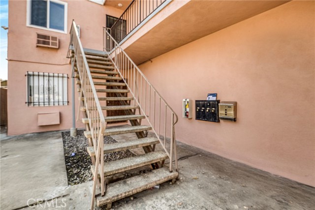 MLS #SB25218622 image #5