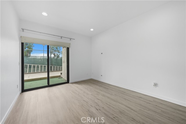 MLS #SB25219576 image #10