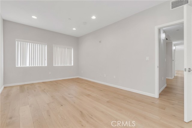 MLS #SB25220137 image #23