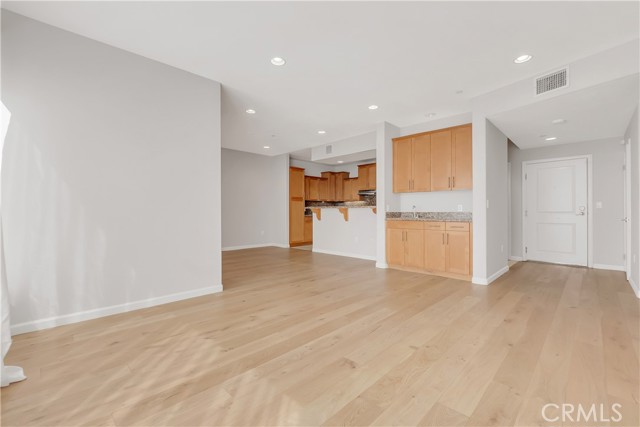 MLS #SB25220137 image #5