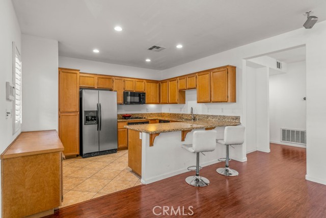 MLS #SB25220433 image #3