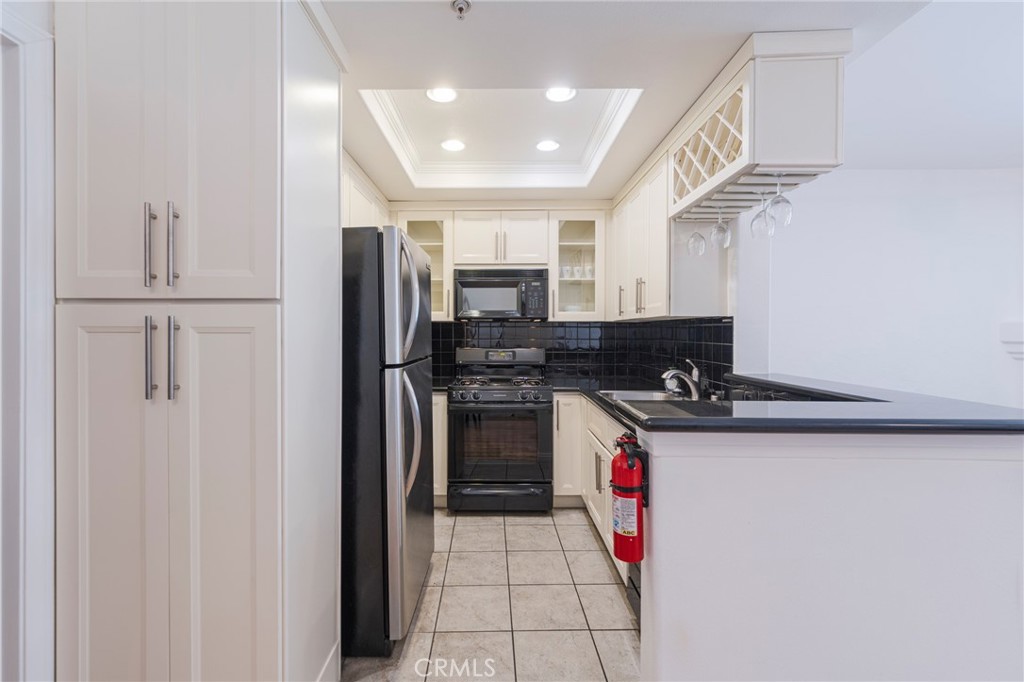 MLS #SB25221218 image #14