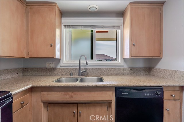 MLS #SB25221326 image #5