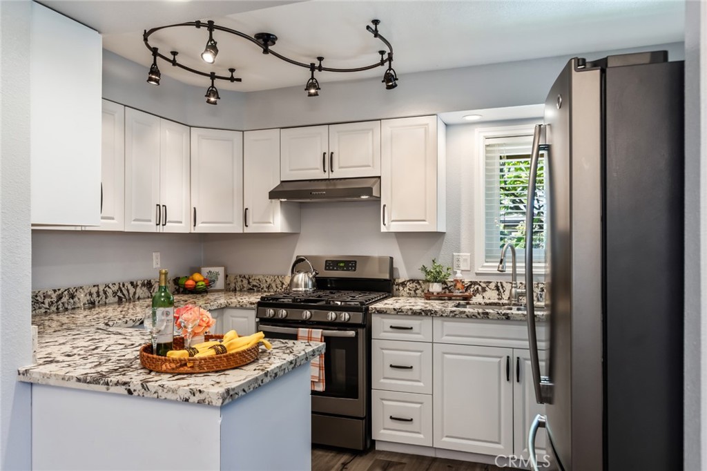 MLS #SB25222158 image #8