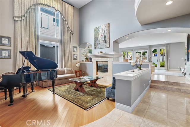 MLS #SB25222412 image #3