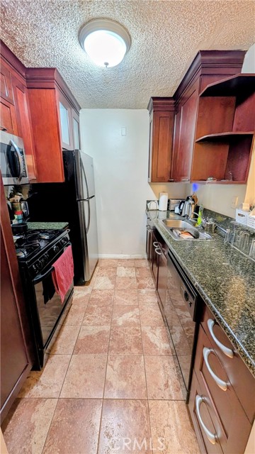 MLS #SB25222536 image #2