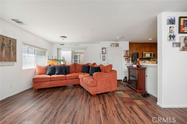 MLS #SB25222903 image #4