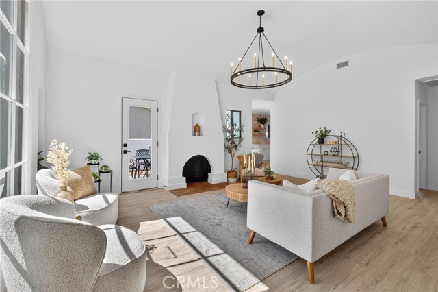 MLS #SB25223549 image #4