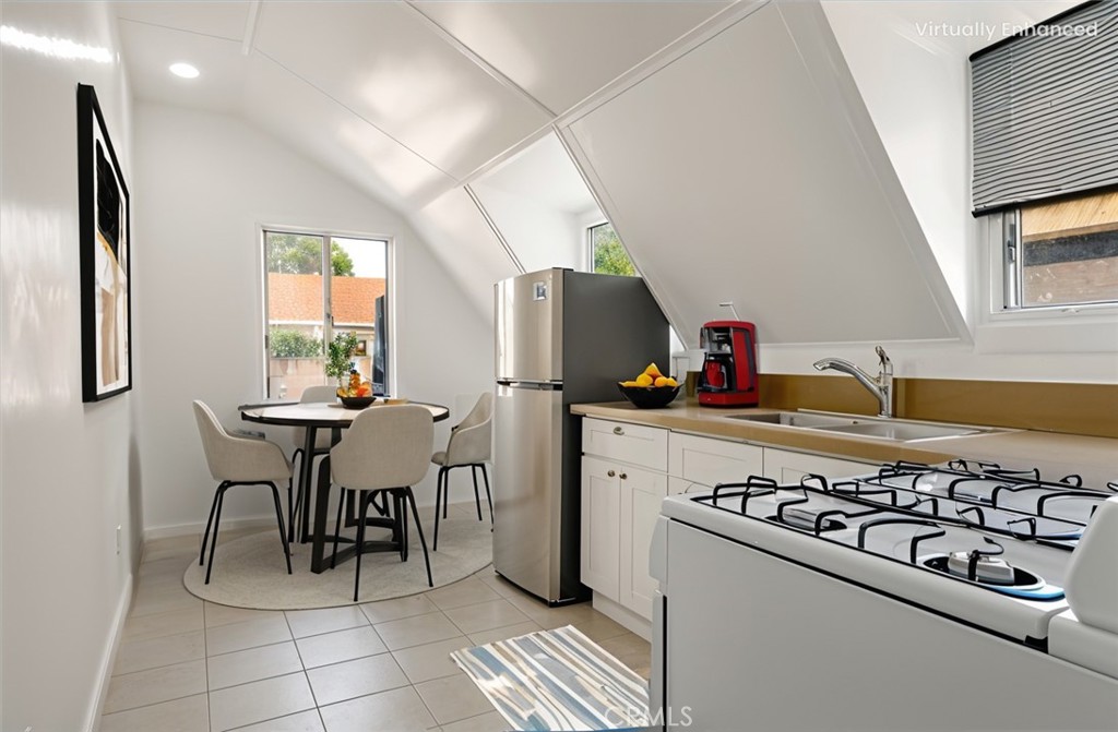 MLS #SB25223863 image #2