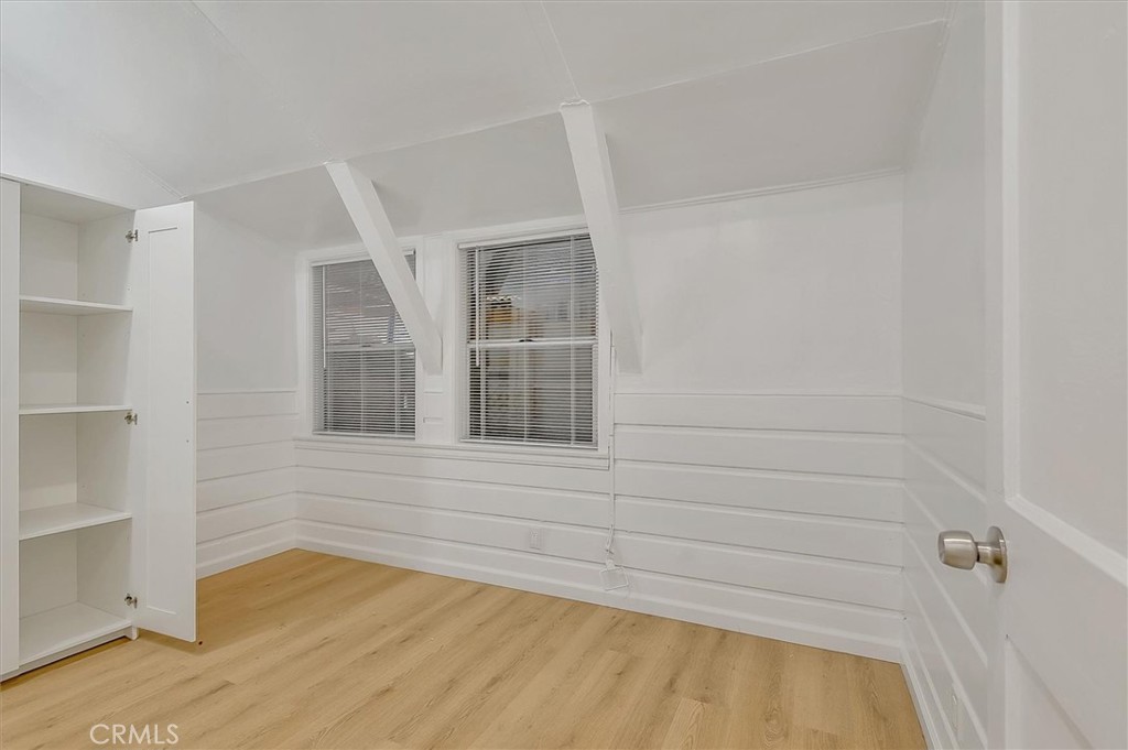 MLS #SB25223863 image #9