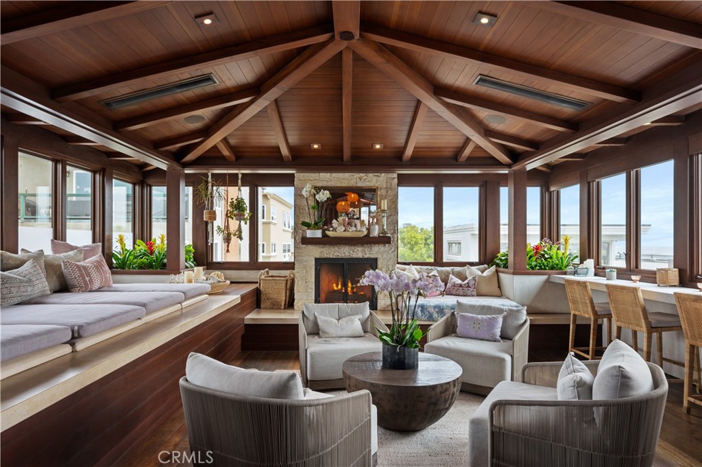 MLS #SB25224039 image #9