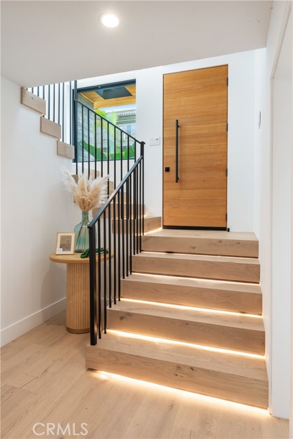 MLS #SB25224041 image #2