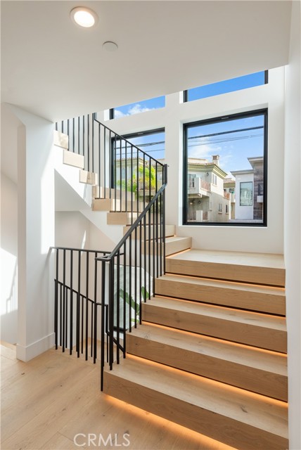 MLS #SB25224041 image #3