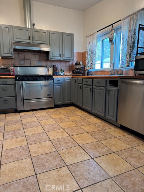 MLS #SB25224093 image #14