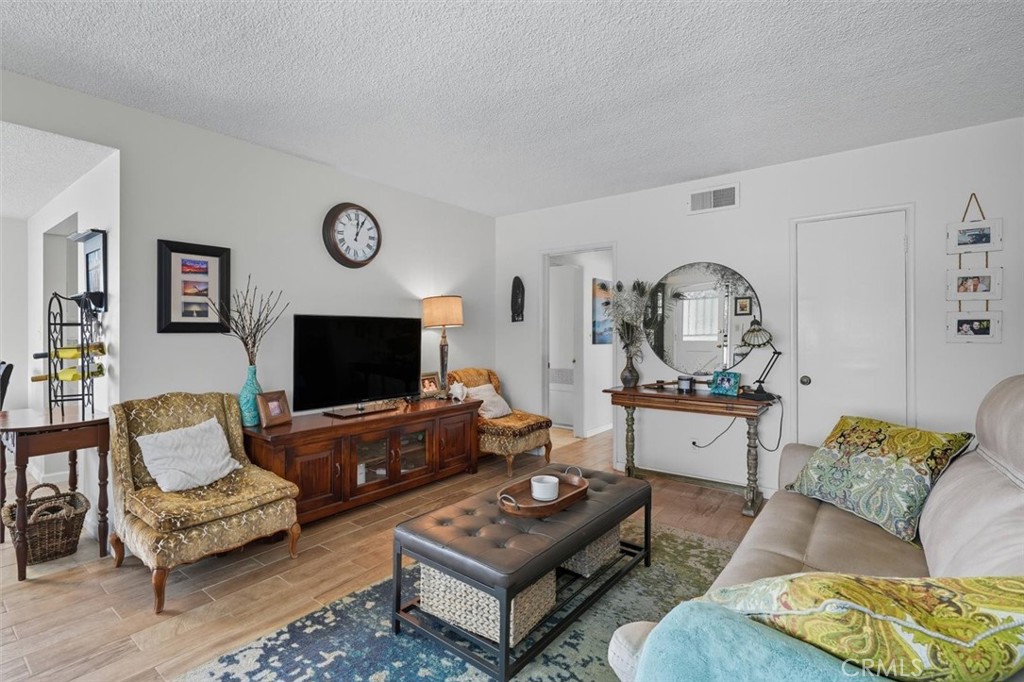 MLS #SB25224333 image #11