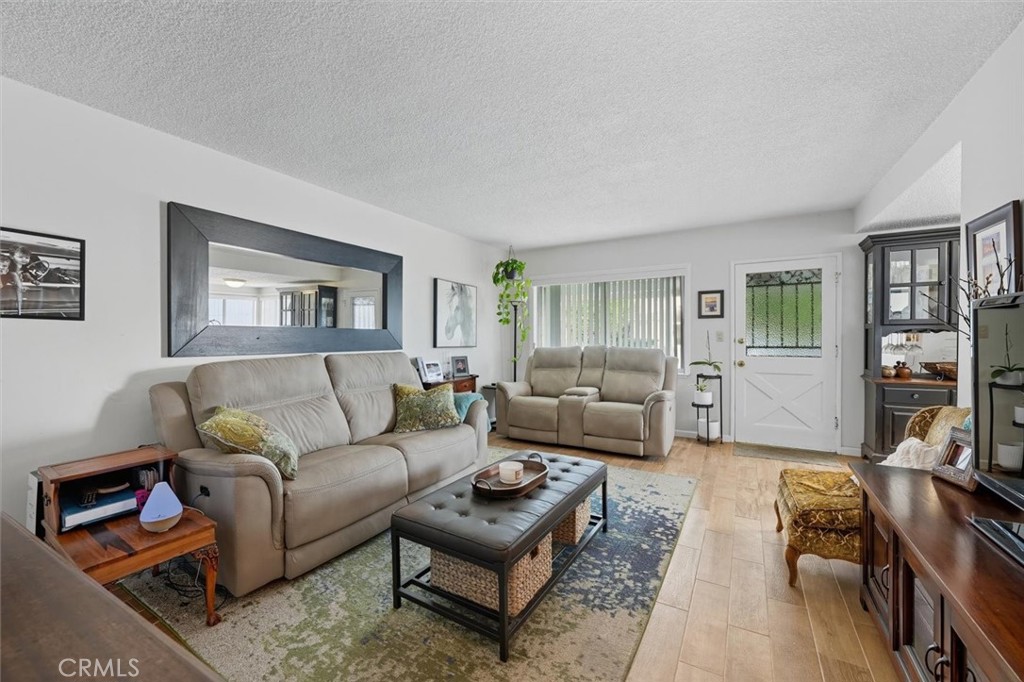 MLS #SB25224333 image #9