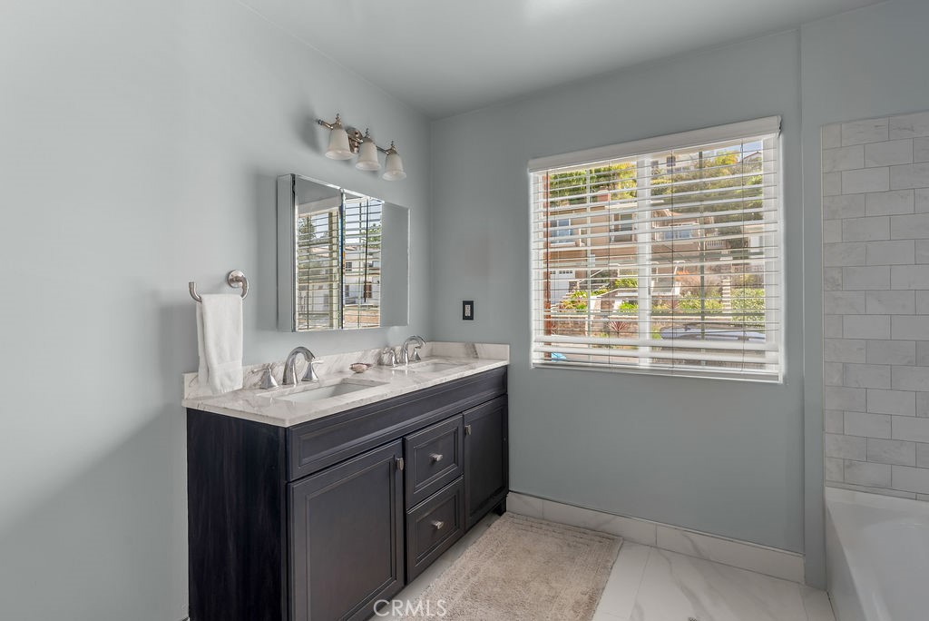 MLS #SB25224522 image #8