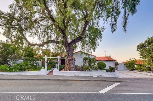 MLS #SB25224543 image #0