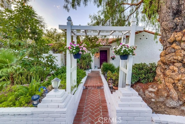 MLS #SB25224543 image #1