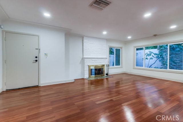 MLS #SB25224543 image #6