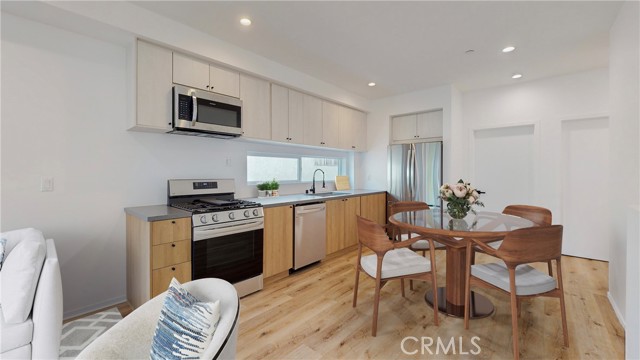 MLS #SB25224786 image #6