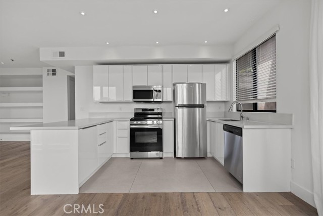 MLS #SB25225375 image #4