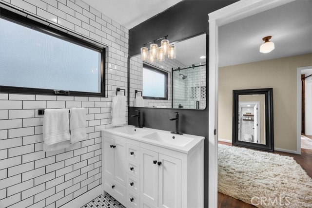 MLS #SB25225680 image #14