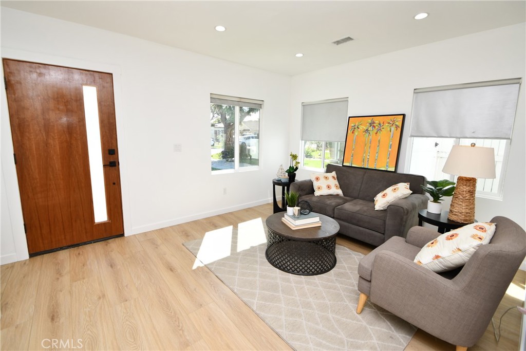 MLS #SB25225854 image #5