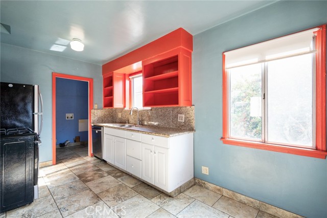 MLS #SB25226660 image #9