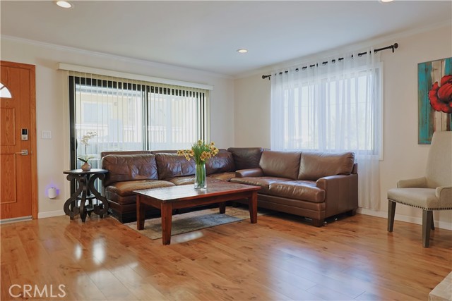 MLS #SB25227102 image #4