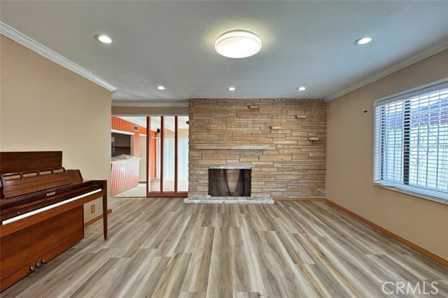 MLS #SB25227697 image #8