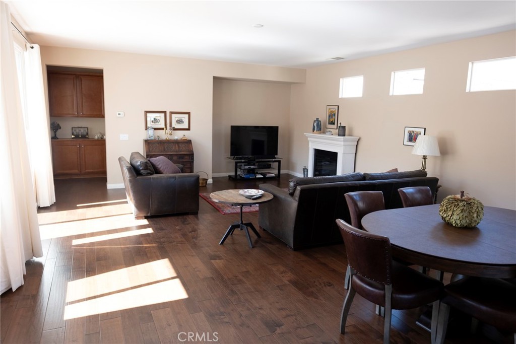 MLS #SB25228085 image #4