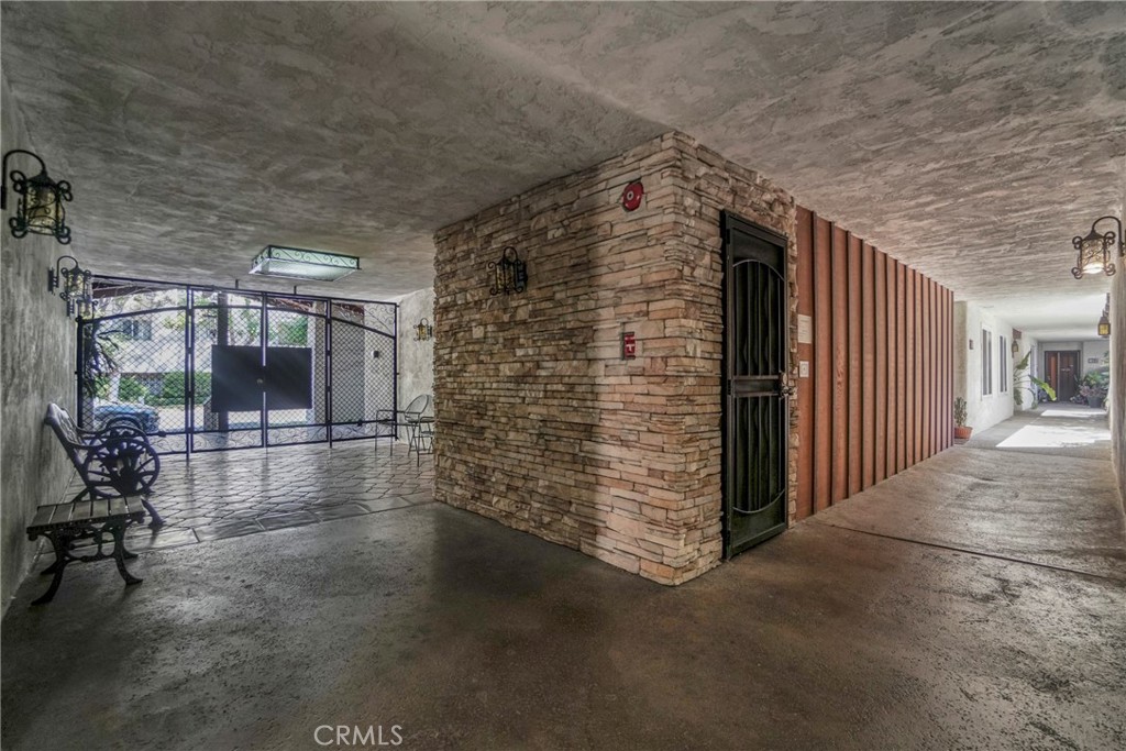 MLS #SB25228228 image #8