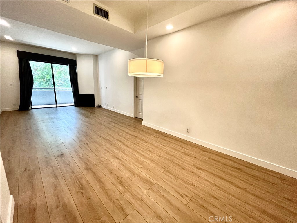 MLS #SB25228301 image #7