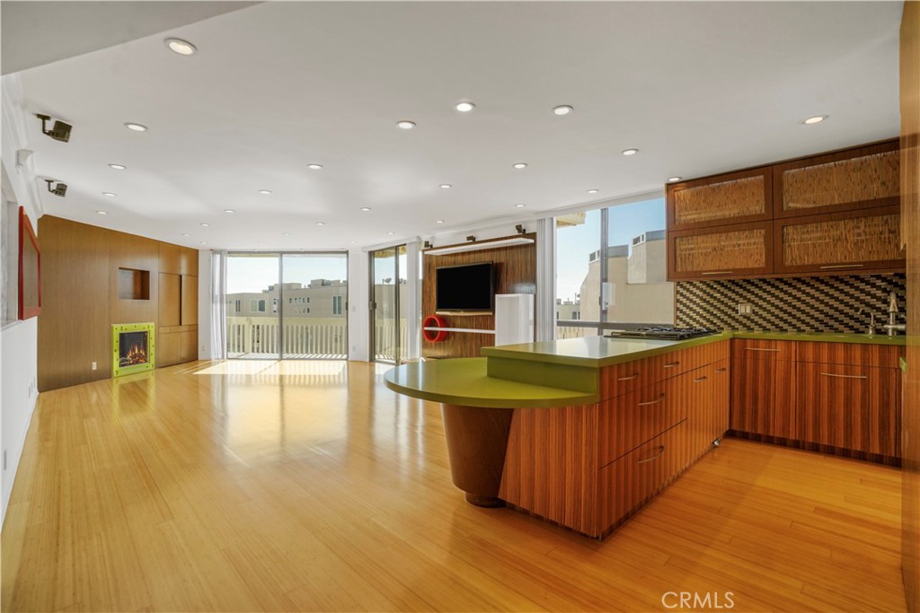 MLS #SB25228313 image #12