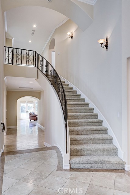 MLS #SB25228445 image #2