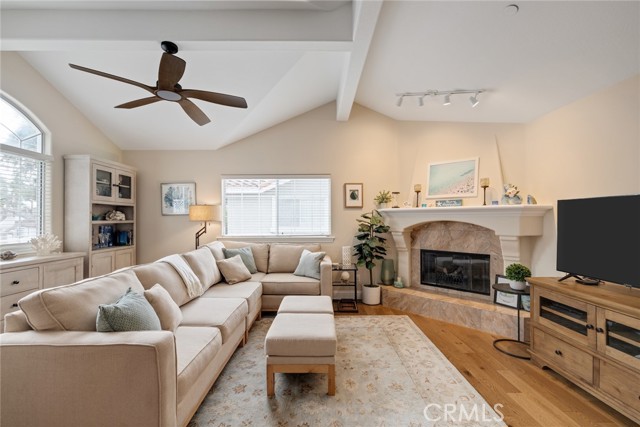 MLS #SB25228997 image #10