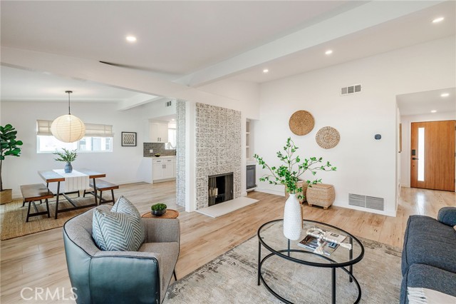 MLS #SB25229304 image #2