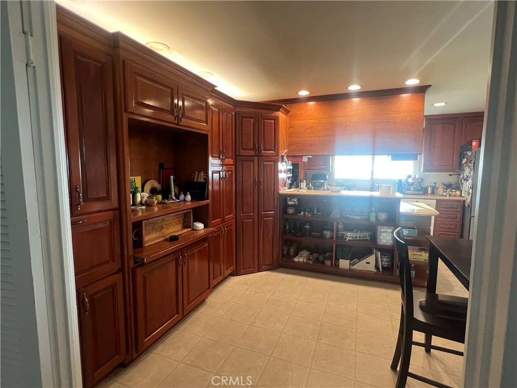 MLS #SB25229310 image #3