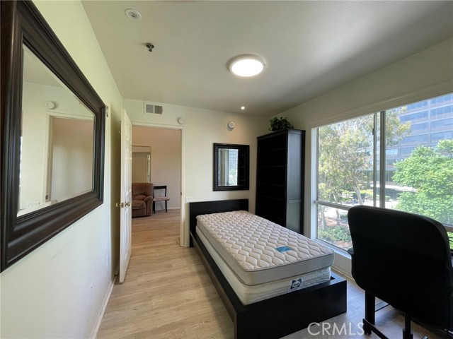 MLS #SB25229349 image #12