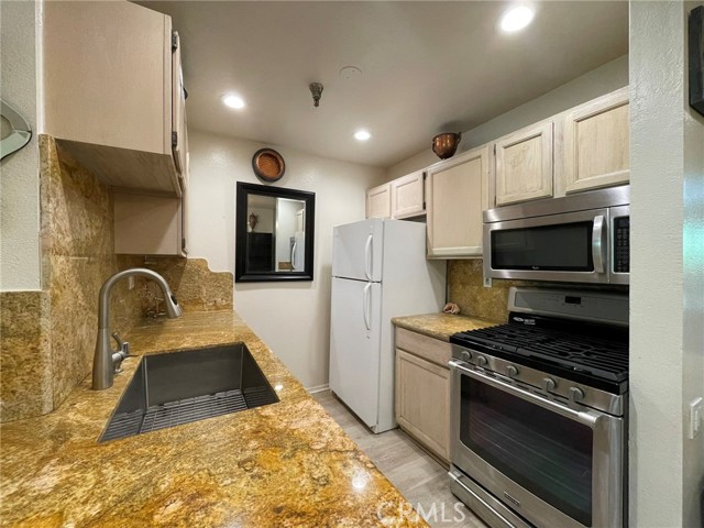 MLS #SB25229349 image #2