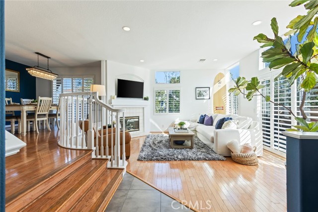 MLS #SB25229432 image #2