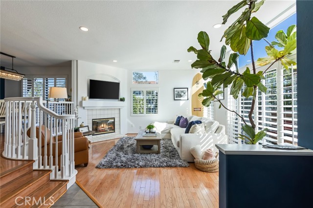 MLS #SB25229432 image #3