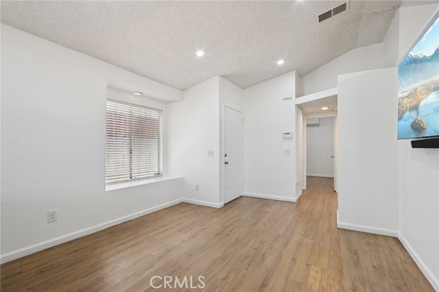 MLS #SB25229821 image #4