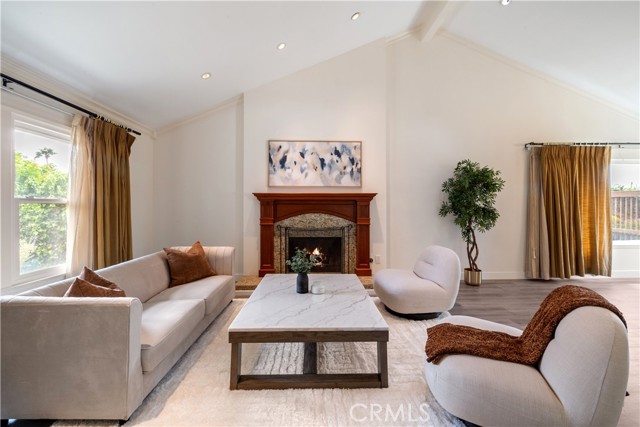 MLS #SB25229830 image #4