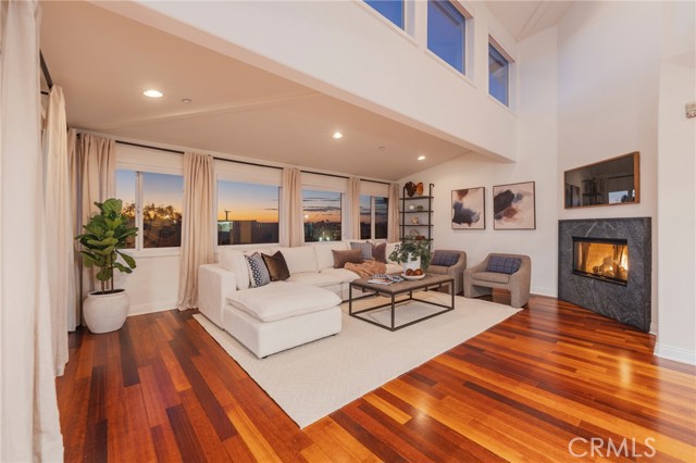 MLS #SB25232140 image #1