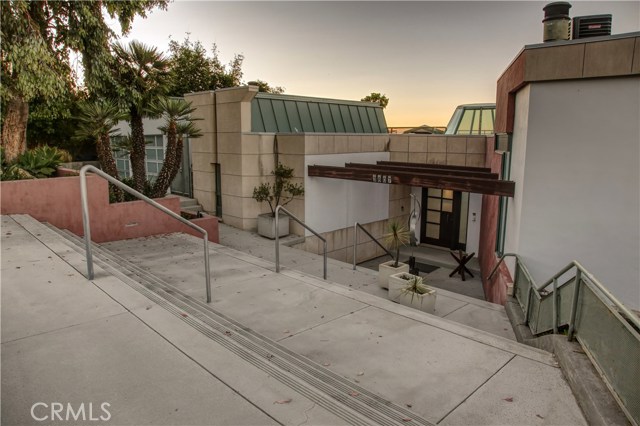 MLS #SB25234927 image #2