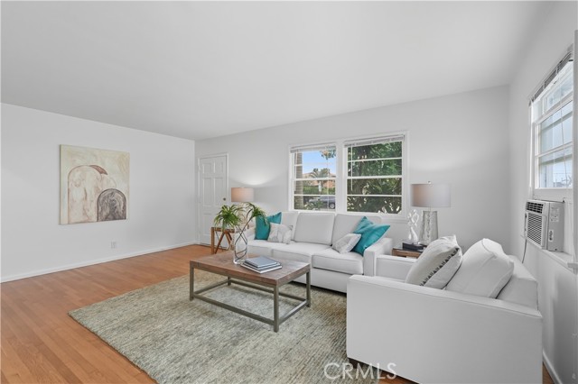 MLS #SB25235074 image #1