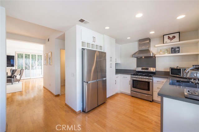 MLS #SB25235851 image #8