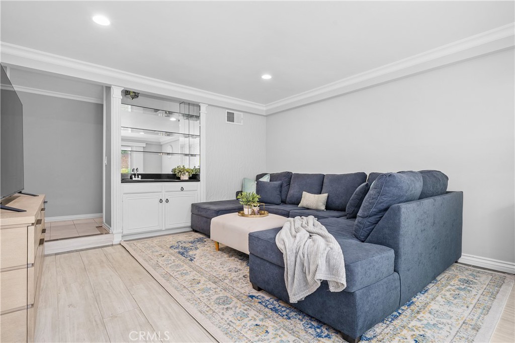 MLS #SB25236323 image #19